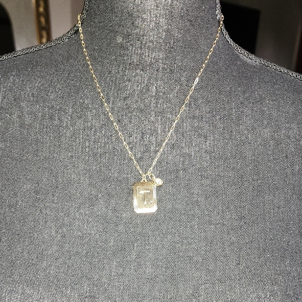 Gold Initial Pendant Necklace